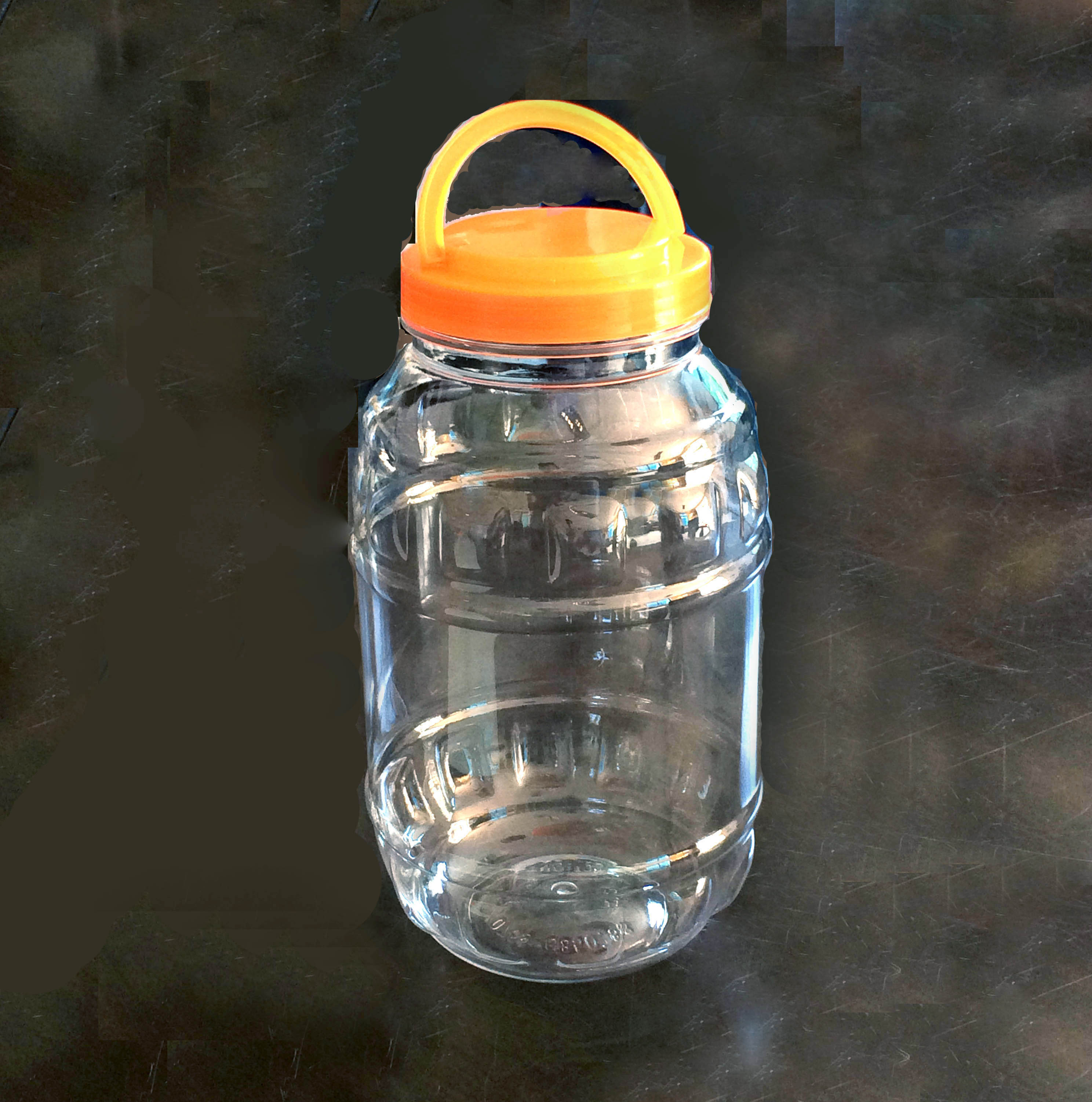 聚酯PET塑料瓶 编号: 708号 身直径130mm 高240mm 口径85mm 容量2.5升