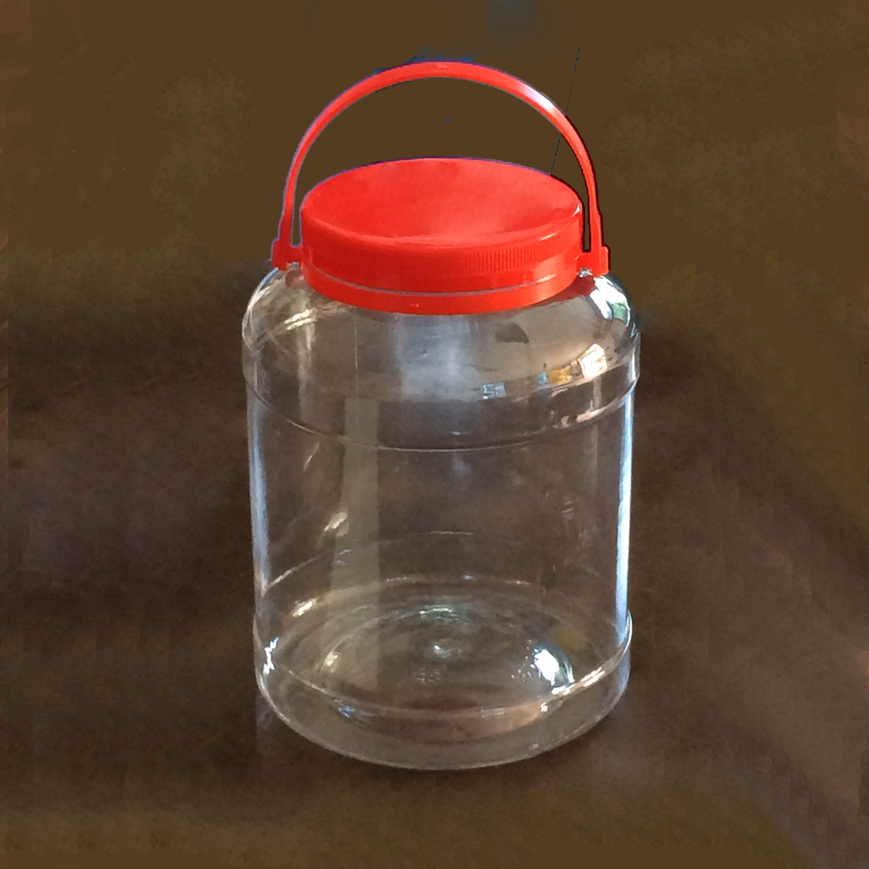 聚酯PET塑料瓶 编号:2008号(带耳) 身直径200mm 高270mm 口径130mm 容量7.5升